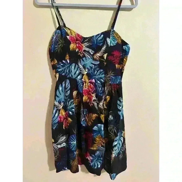 Women's Pacific Vibes, Floral Mini Dress, Size XL - Picture 4 of 5